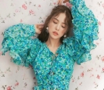 Memesona dengan Rambut Keriting