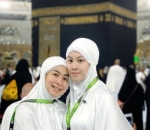 Momen di Depan Ka'bah