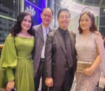 Vega Darwanti dan Iis Dahlia
