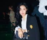 Hwasa MAMAMOO Dirumorkan Kencan dengan Pria Lebih Tua 12 Tahun