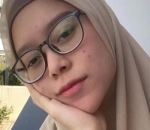 Tak Ragu Pamer Wajah Berjerawat