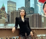 Syuting MV Berkebaya di New York