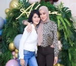 Olla Ramlan dan Melina Tian