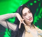 Aisha EVERGLOW