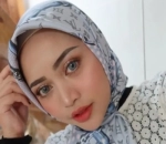 Koleksi Kerudung Rachel Vennya