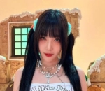 Joy Red Velvet