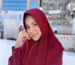 Putuskan Berhijab