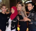 Digelar di Klub Malam