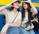 Aaliyah Massaid dan Laura Moane Adu Pesona