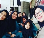 Tebar Senyum Semringah