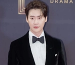 Lee Jong Suk