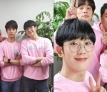 Kompak Pakai Kaos Pink