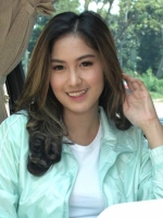 Ochi Rosdiana Kena Protes Setelah Bandingkan Tinggi Badan Dengan Kekasih Merendah Untuk Dipuji