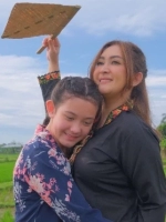 Ginekologdagi pornografik buvilar Ren TV da seks tomosha qiling