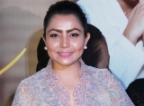 Yati Octavia: Berita, Foto, Video, Lirik Lagu, Profil 