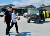 Made in Bandung, Sepatu Jokowi Saat Ketemu Elon Musk Dipuji Hingga Viral di Negeri Jiran