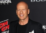 Pengacara Ungkap Alasan Bruce Willis Tetap Kerja Meski Didiagnosis Aphasia