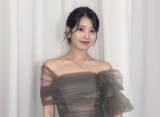 Blue Dragon Film Awards 2022: IU Dipuji Cantik, Gaun Terbuka Dipermasalahkan
