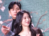 Lim Ji Yeon Sebut Karakternya Psikopat, Park Sung Hoon Bicara Soal Gaya Rambut di 'The Glory'