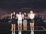 BLACKPINK Kenakan Berbagai Outfit Baru di Konser 'BORN PINK' Taiwan, Jennie Paling Mencolok