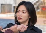 Song Hye Kyo Senyum Cantik Meski Perankan Korban Bully di BTS 'The Glory', Netizen Terpesona