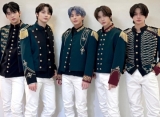 Belum Rilis, TXT Bawakan Lagu Spesial 'Blue Spring' di Konser Auto Trending