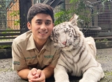 Alshad Ahmad Pamer Diberi Izin Khusus di Afrika Tak Peduli Tuduhan Hamili Mantan
