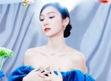 Jessica Jung Sukses Jadi Pusat Perhatian dengan Visual dan Gaun Mewahnya di Weibo Night