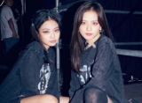 Fans Ungkap Dugaan Jennie Jadi Cameo di MV 'Flowers' Jisoo