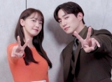 Yoona SNSD & Junho 2PM Mesra Basah-Basahan di Kolam Renang 'King The Land'