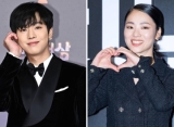 Potret Ahn Hyo Seop Dipeluk Jeon Yeo Bin di 'A Time Called You' Jadi Sorotan