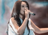 Biasa Gemulai, Happy Asmara Pancarkan Aura Mahal Kala Tampil Tomboy