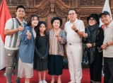 Etika Keluarga Ayu Ting Ting Kala Diundang Ke KBRI Korea Selatan Patut Ditiru