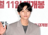 Bintangi 'Hopeless', Song Joong Ki Ubah Drastis Imej Dari Era Debut