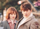 Park Bo Young & Park Hyung Sik Paling Beda, Netflix Bandingkan Gendong Bridal Style K-Drama