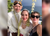 Luna Maya Menang Rebutan Buket Bunga Pernikahan BCL seketika Didoakan Menyusul