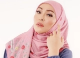Angelina Sondakh Banjir Komentar usai Pajang Foto Tanpa Hijab