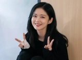 Jang Nara Tak Sangka Temukan Uang Cash Berjumlah Besar di Dompet Mungilnya