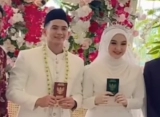 Rizki DA Resmi Nikahi Hersa Rahayu dengan Mas Kawin Perhiasan Emas