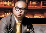Profil Frank Hutapea, Anak Sulung Hotman Paris yang Viral Kritik Ayahnya