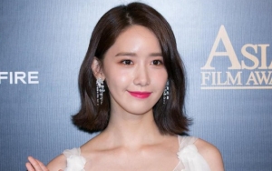 Foto di Pantai, Yoona Girls' Generation Dipuji Makin Cantik