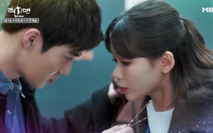 Suho Makin Penasaran pada Ha Yeon Seo di 'Rich Man, Poor Woman'