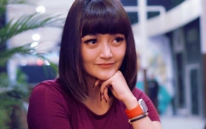 Potong Rambut, Siti Badriah Ingin Memikat Para Pria