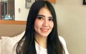 Dibully Sombong, Via Vallen Tutupi Headphone Pakai Tisu Ternyata Gara-Gara Rambut