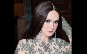 Cantik Pakai Mukena, Mulan Jameela Disebut Istri Soleha