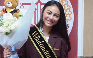 Resmi Jadi Sarjana Hukum, Whulandary Herman Sempat 'Mangkal' di Stasiun Gambir