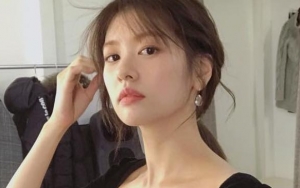 Usai Bali, Jung So Min Unggah Foto Cantik di Jamaica