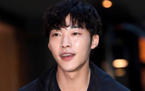 Digosipkan Pacari Moon Ga Young, Woo Do Hwan Jadi Sasaran Amukan Fans Joy