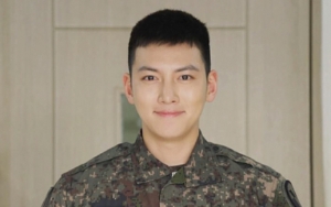 Bikin Kangen, Ji Chang Wook Lagi-Lagi Sapa Penggemar di Tengah Wamil