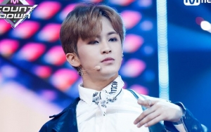 Mark NCT Bakal Liburan Bareng Kang Daniel cs di 'Dangerous Outside Blanket'